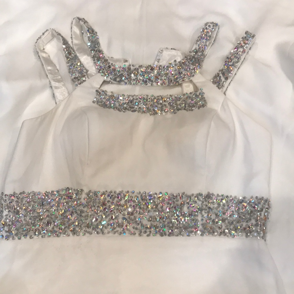 White party long dress